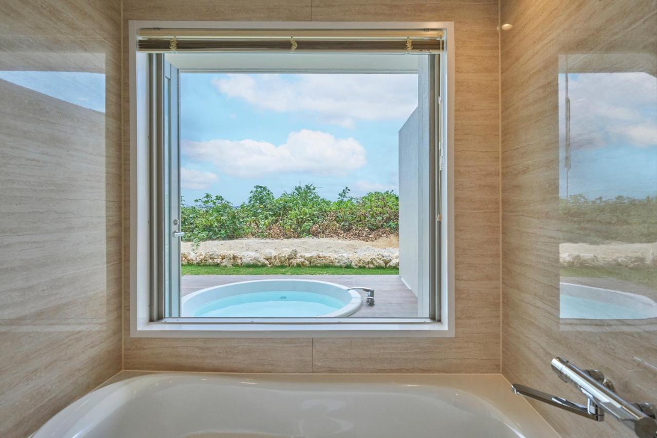 Watermark Hotel&Resorts Okinawa Miyakojima Bagian luar foto